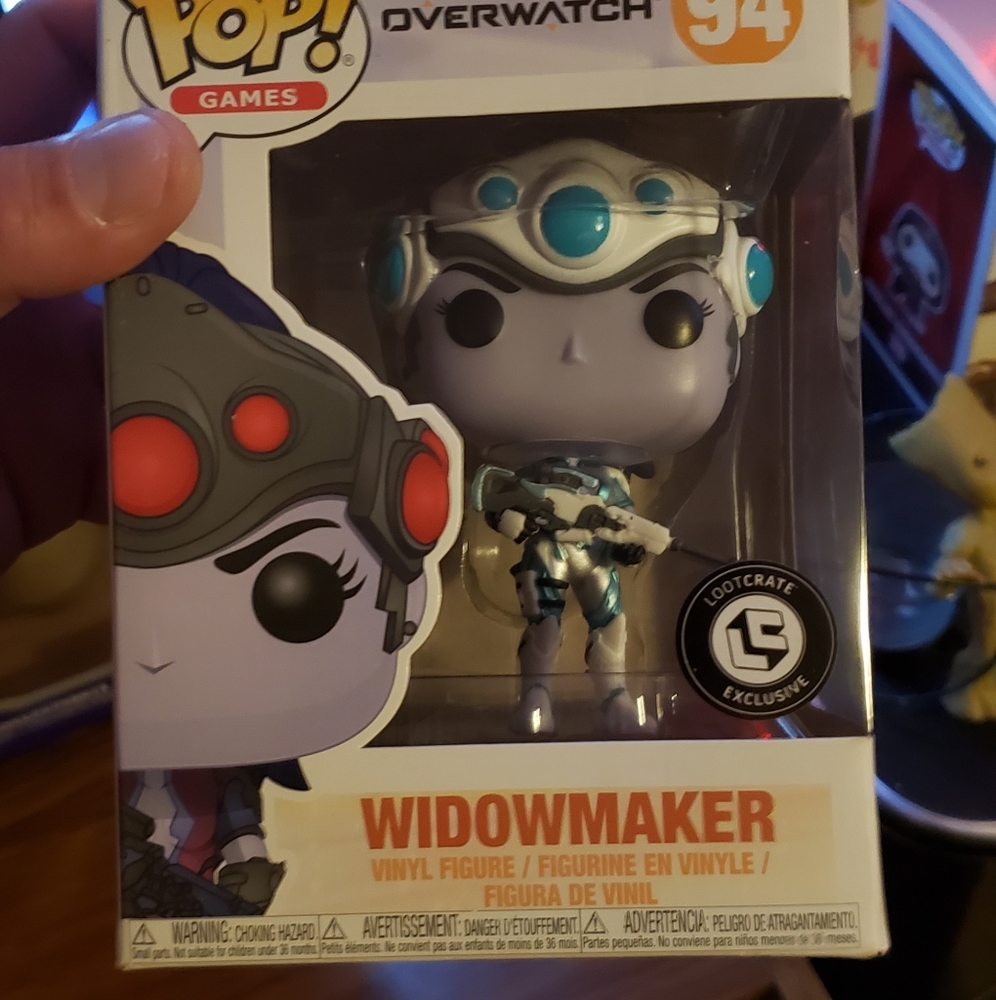 Widowmaker funko lootcrate pop